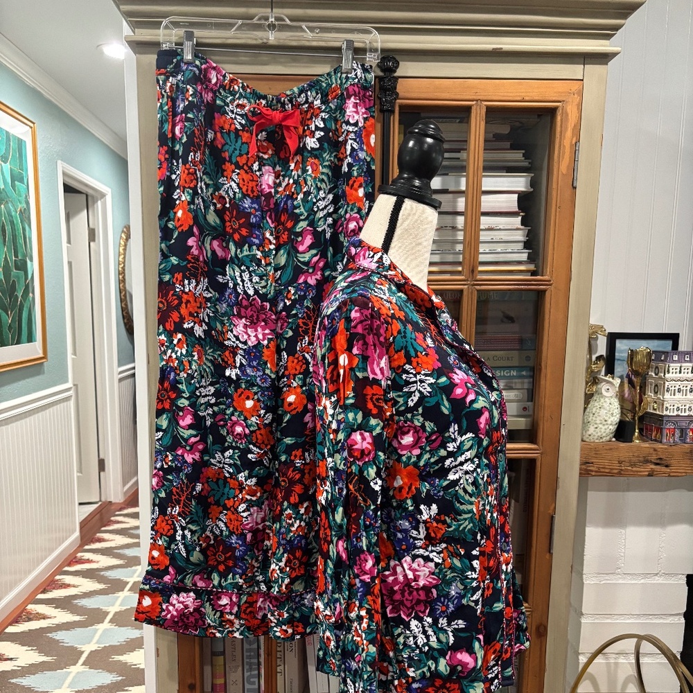 FLOREAT x ANTHROPOLOGIE Silky Sleep Pajama PJ Top & Bottom Set,  Medium - Picture 6 of 10